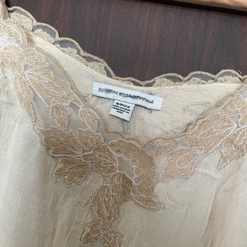 American Eagle Nude Lace Top - Picture 5 of 7